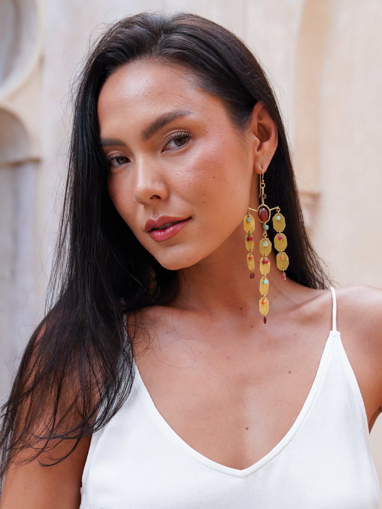 LUNA SHINE EARRINGS CORAL